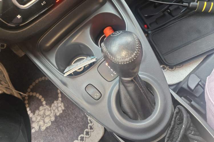 Used smart fortwo 2015 1.0L 52 kW Hardtop Passion Edition
