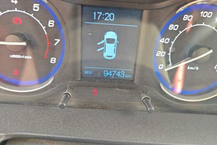 Used BAIC Senova X25 2015 1.5L Manual Elite Edition
