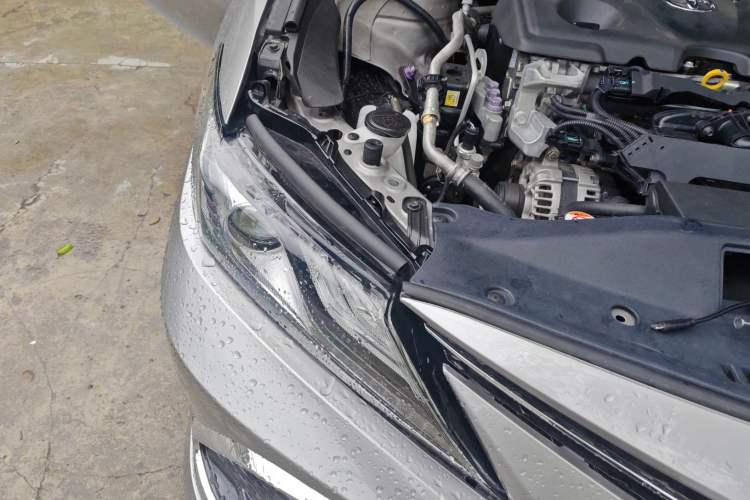 Used Toyota Camry 2023 2.5G Luxury Edition Right Front Headlight