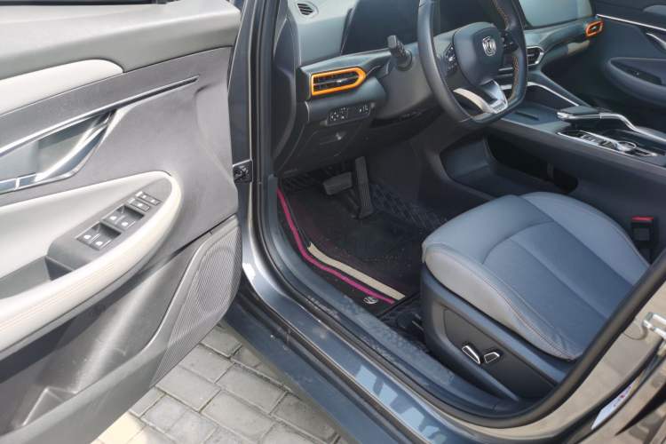 Used CHANGAN UNI-T 2022 1.5T Prestige Version Driver Seat