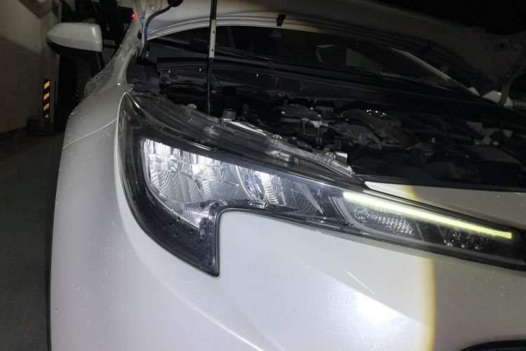 Used Toyota Levin 2021 Dual-Engine 1.8H E-CVT Luxury Edition Right Front Headlight