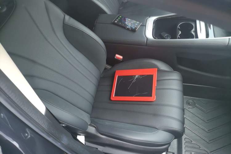 Used EXEED Lingyun 2024 300T Two-Wheel Drive Starlight Edition