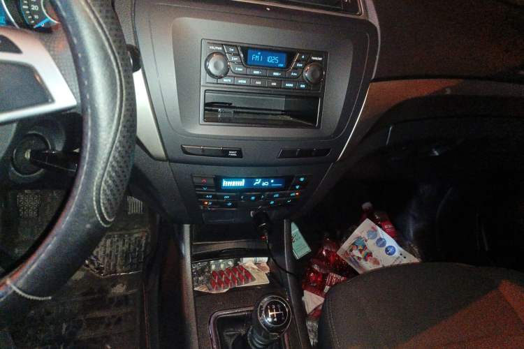 Used BAIC Senova X65 2015 2.0T manual Comfort trim level