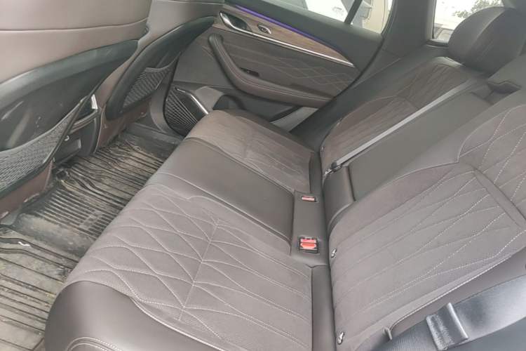Used Geely Auto Monjaro L 2026 Model Oriental Yao 2.0TD Automatic Lanxing Edition
