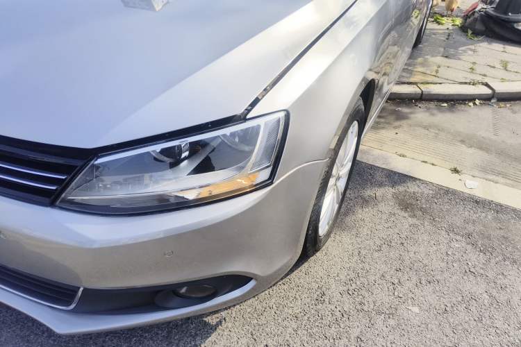 Used Volkswagen Sagitar 2014 Revised Version 1.4TSI Automatic Luxury Edition