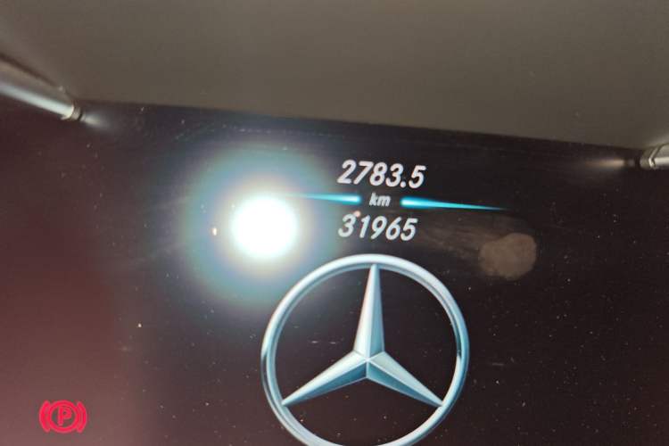 Used Mercedes-Benz GLC Coupe 2021 GLC 300 4MATIC Coupe SUV Odometer Close Up