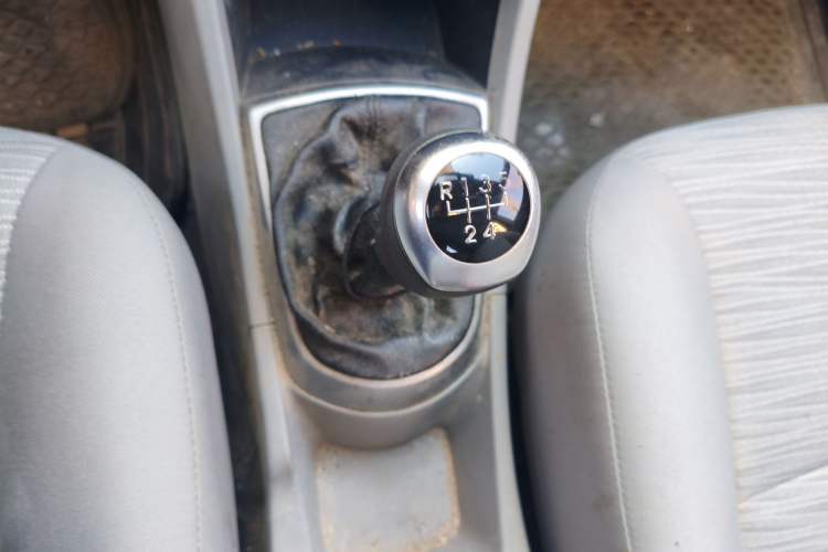 Used Hyundai Verna (older generation) 2014 1.4L Manual Smart GLS Trim
