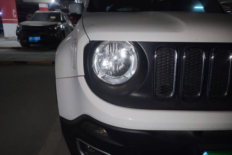 Used Jeep Renegade 2016 1.4T Automatic Jingneng Edition Right Front Headlight