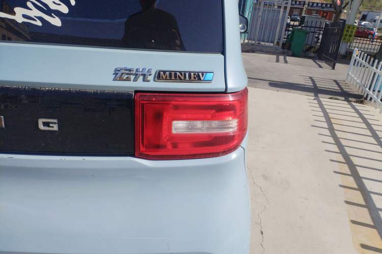 Used Wuling Hongguang MINIEV 2020 Lite Version Lithium Iron Phosphate

