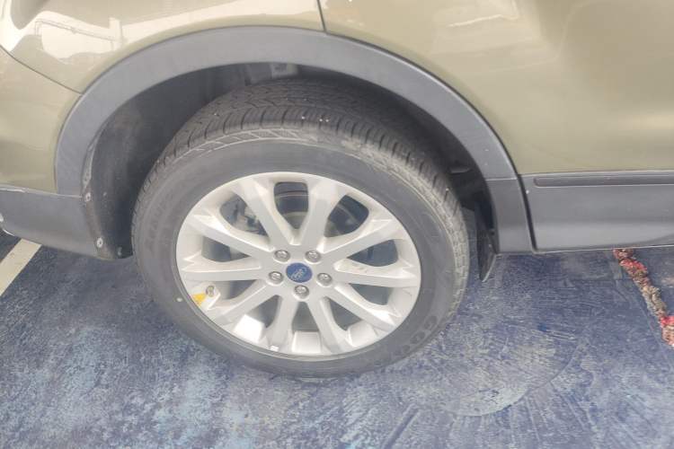 Used Ford Kuga 2015 1.5L GTDi Two-Wheel-Drive Comfort Model