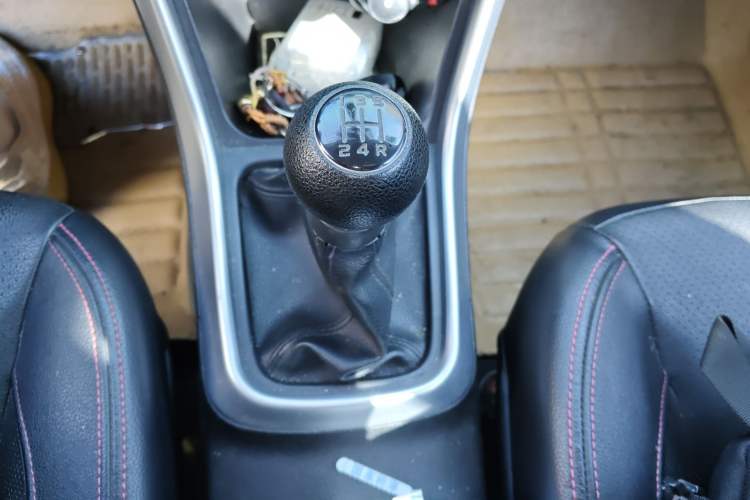 Used Suzuki S-Cross 2014 1.6L Manual Two-Wheel Drive Elite Model
