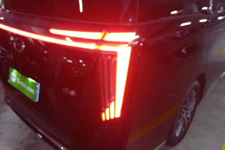 Used GAC Trumpchi M8 2024 Master Series 400T Ultimate Edition Right Rear Taillight