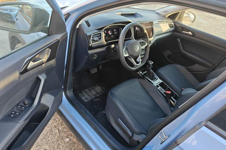 Used Volkswagen Tharu 2025 NewRui 300TSI Prestige Edition
