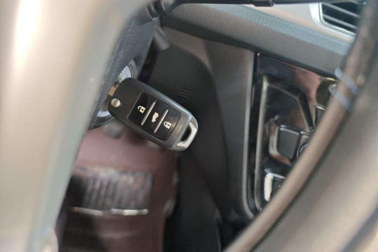 Used Changan Alsvin V7 2015 1.6L Manual Enjoyment Model China IV Standard