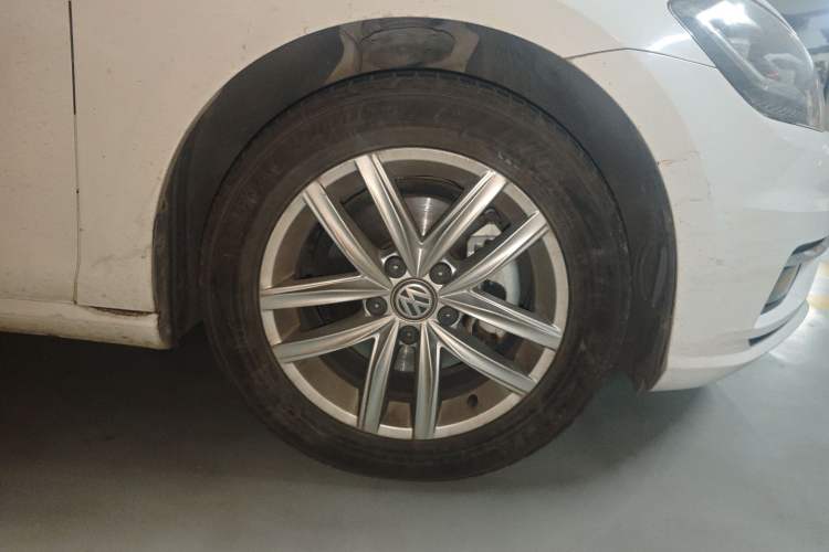 Used Volkswagen Golf 2018 230TSI Automatic Comfort Model
