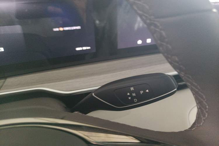 Used EXEED Stellar C-DM 2024 1.5T Long-Range Pro
