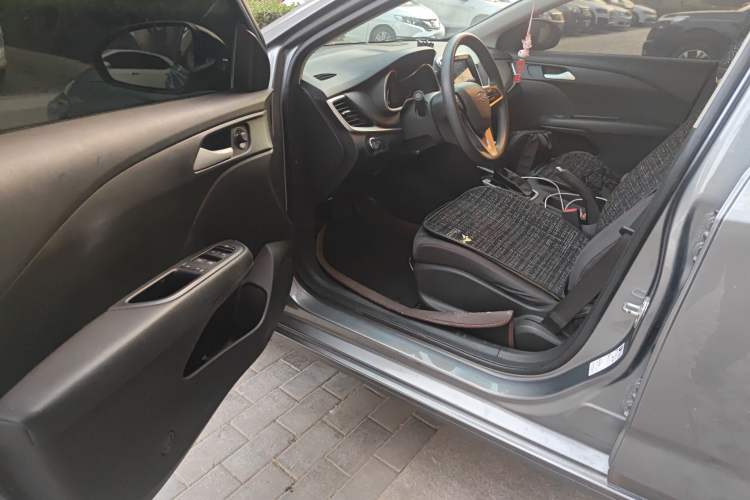 Used Chevrolet Monza 2019 Redline 320T Dual-Clutch Joyful Edition China VI Standard