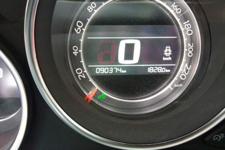 Used Citroen C4L 2016 1.2T Automatic Elite Model Odometer Close Up