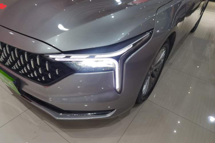 Used Bestune B70 2023 Third Generation 1.5T Automatic Enjoyment Version 70th Anniversary Edition
