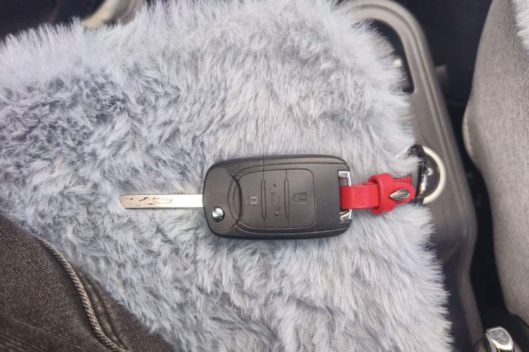 Used Wuling Hongguang MINIEV 2022 Macaron Premium Model – Lithium Iron Phosphate