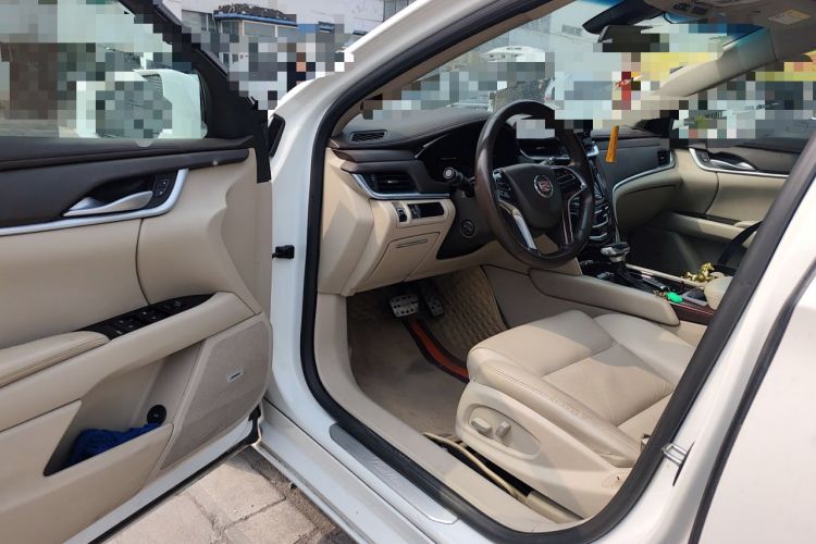 Used Cadillac XTS 2014 28T Comfort Version Driver Seat