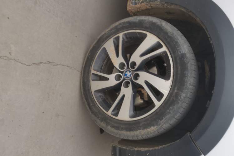 Used Venucia T70X 2015 2.0L CVT Smart Enjoyment Sport Edition