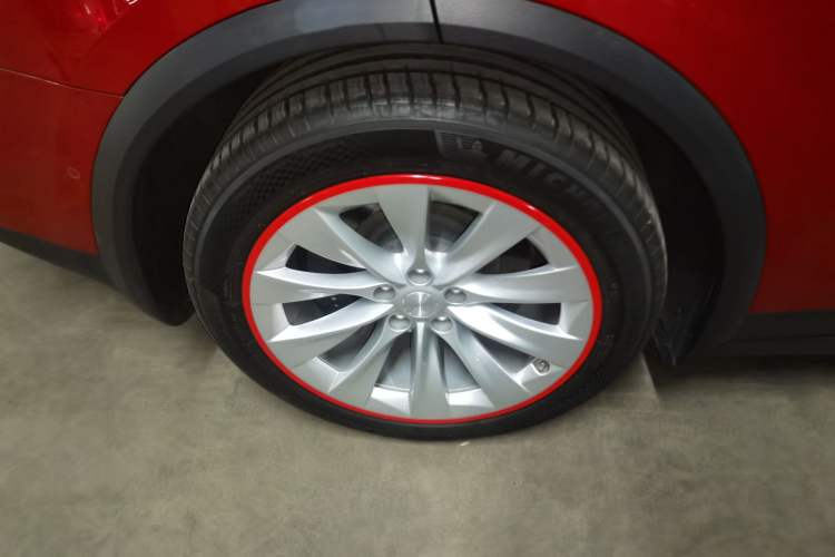 Used Tesla Model X 2016 X 75D Right Rear Wheel Hub