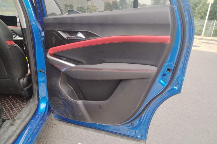 Used SOL X8 2021 300T DCT Prestige Smart Connect Edition 6 Seats