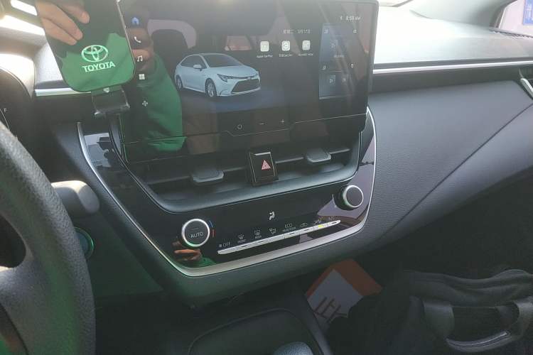 Used Toyota Levin 2023 Smart Electric Hybrid Dual-Engine 1.8L Leading Edition