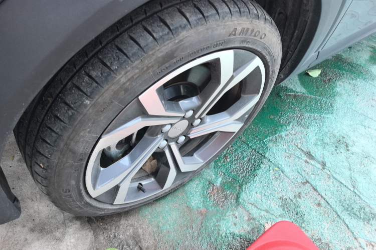 Used Lynk & Co 06 2023 Remix 1.5T Dynamic Halo
