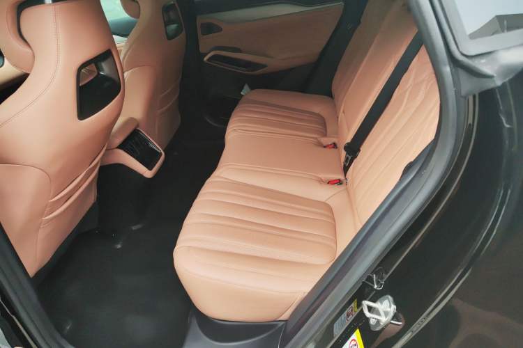 Used BYD Song L EV 2025 Intelligent Driving Version 662 km LiDAR Excellence Edition
