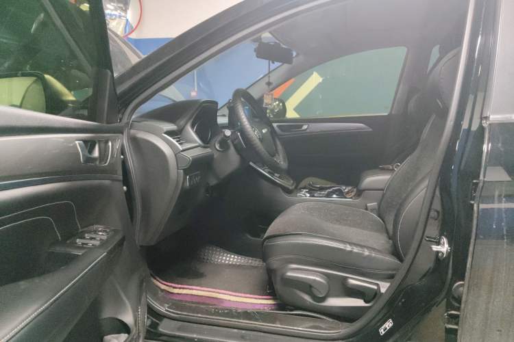 Used Haval M6 2023 PLUS 1.5T DCT Luxury Smart Connectivity Model