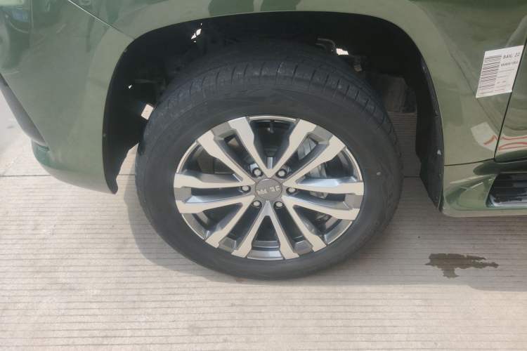 Used BAIC Off-Road BJ60 2022 2.0T Weekend Edition Five-Seater Left Front Wheel Hub