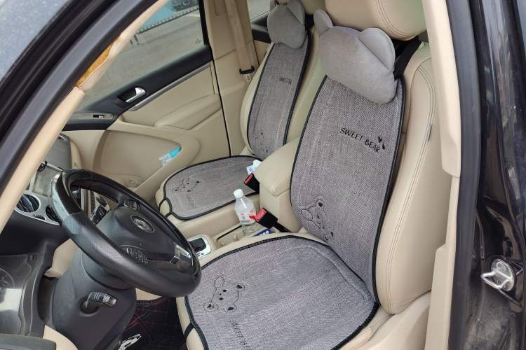 Used Volkswagen Tiguan 2012 2.0 TSI Automatic All-Wheel Drive Elite Edition Left Front Seat