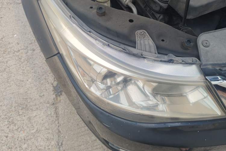 Used Baojun 730 2016 1.5L Manual Comfort Version 7 Seats China V Emission Standard Right Front Headlight