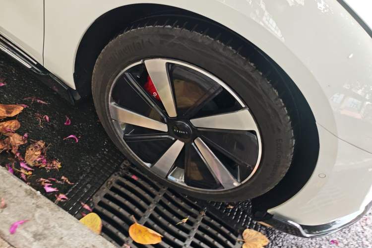 Used Hima Luxeed S7 2024 Max RS
