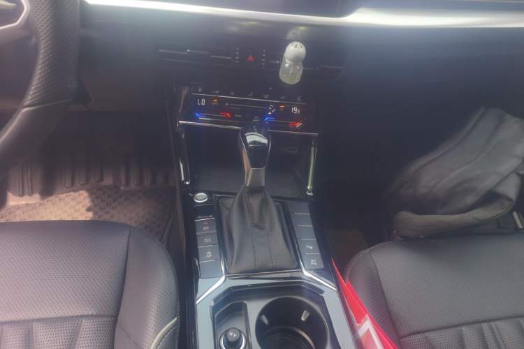 Used Volkswagen Passat 2023 Restyled 330TSI Starry Luxury Edition
