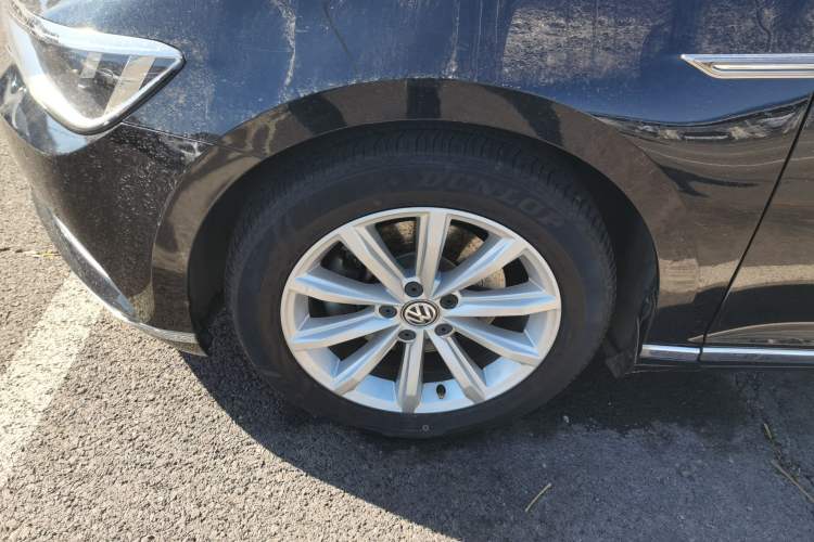 Used Volkswagen Magotan 2017 330TSI DSG Leading Model Exterior 4