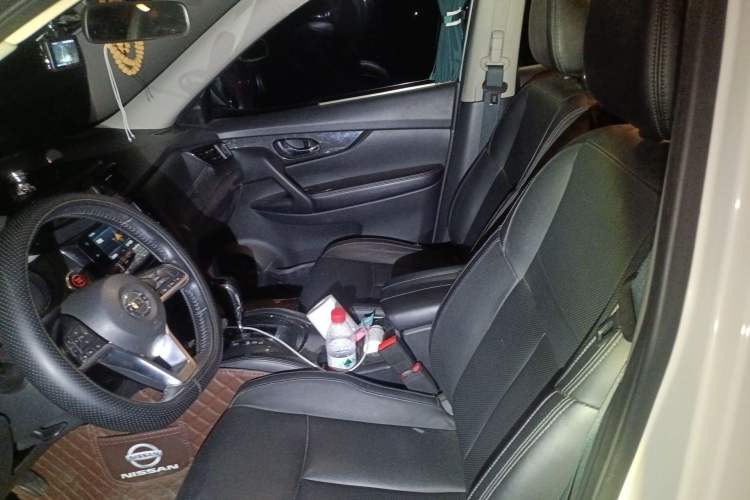 Used Nissan X-Trail 2019 2.0L CVT Smart Connect Comfort Edition 2WD Left Front Seat