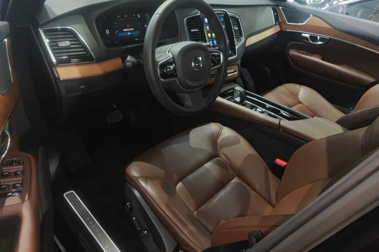 Used Volvo XC90 2023 B6 Zhiyi Luxury Edition 7-Seater Left Front Seat