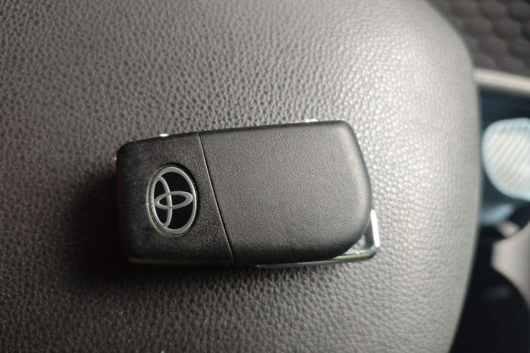 Used Toyota RAV4 2021 2.0L CVT Two-Wheel Drive Urban Edition
