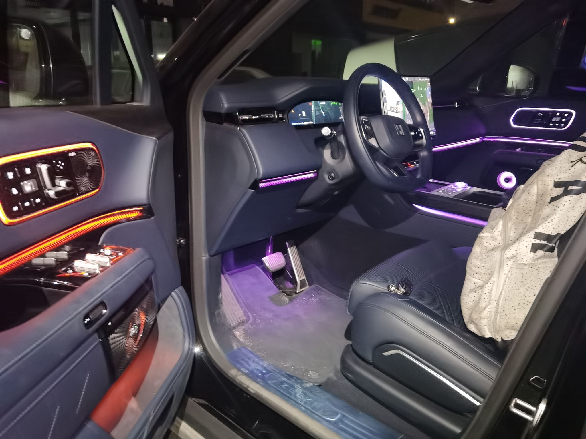 Zeekr 9X 2025 Max Edition — снимка 16