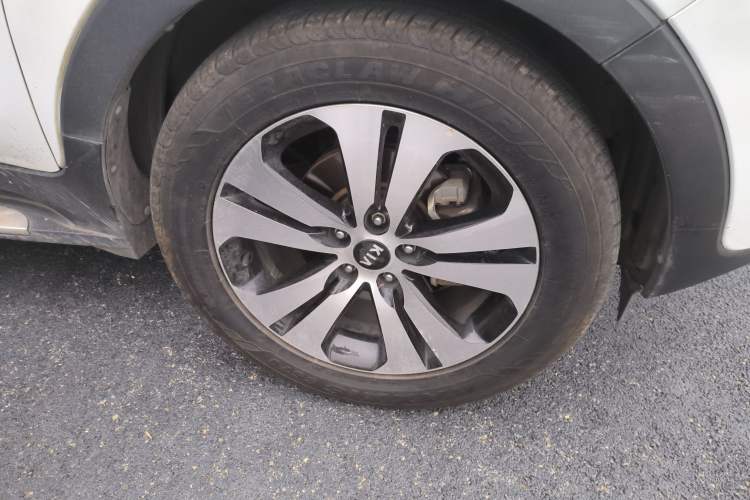 Used Kia Sportage R 2014 2.0L Automatic Two-Wheel Drive GLS Trim
