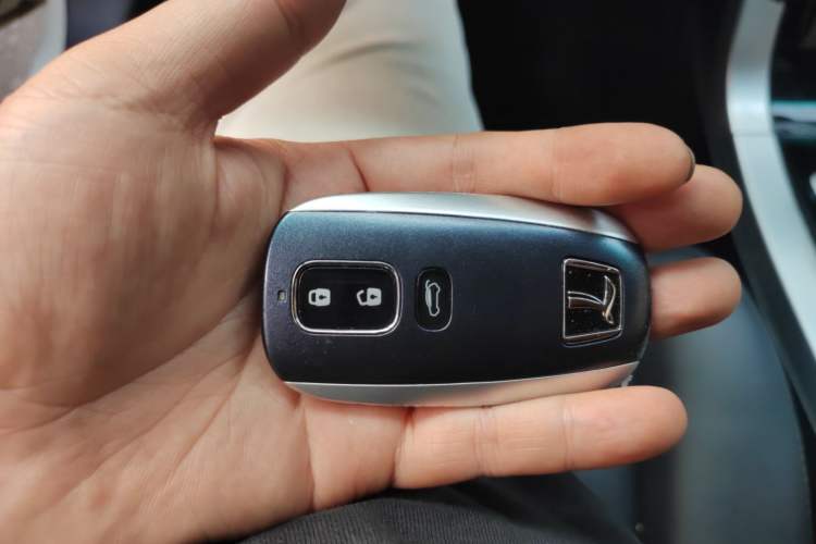 Used Luxgen 5 2013 1.8T Automatic Luxury Model
