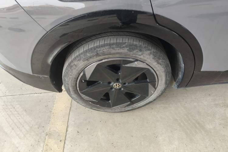 Used Volkswagen ID.UNYX 2024 Pro Long-Range Version Exterior 5