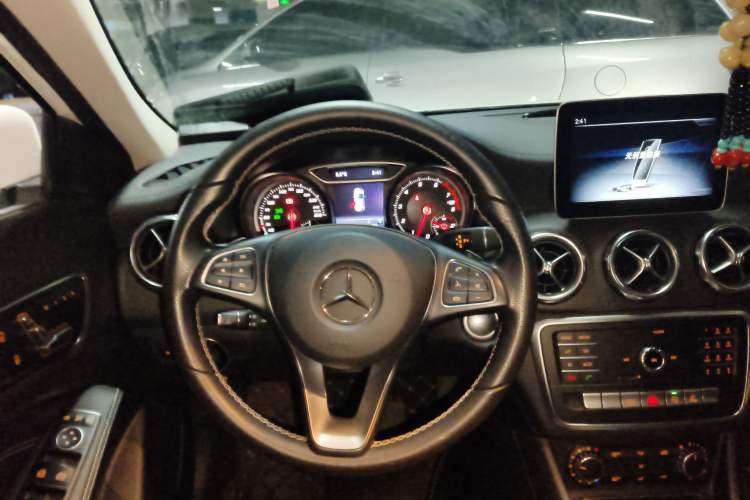 Used Mercedes-Benz GLA 2018 GLA 200 Fashion Model