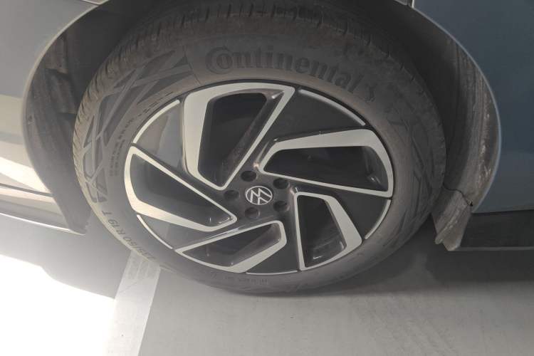 Used Volkswagen ID.7 VIZZION 2024 PRO Model Exterior 5