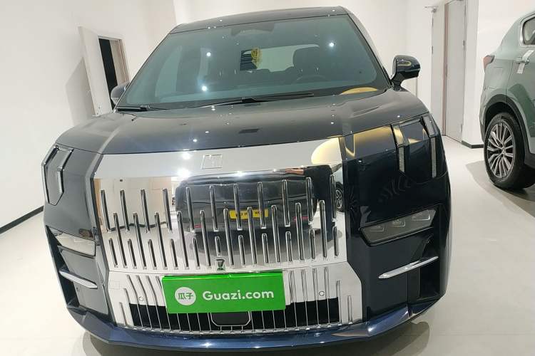 Used Zeekr 009 2022 WE Edition
