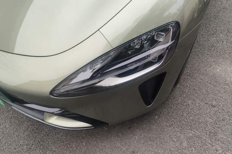 Used Xiaomi Auto SU7 2024 Rear-Drive Long-Range Intelligent Driving Version Left Front Headlight