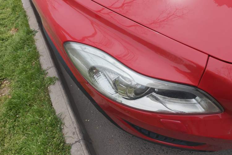 Used Volvo C30 2012 2.0L Aktiv Dynamic Package Edition Right Front Headlight